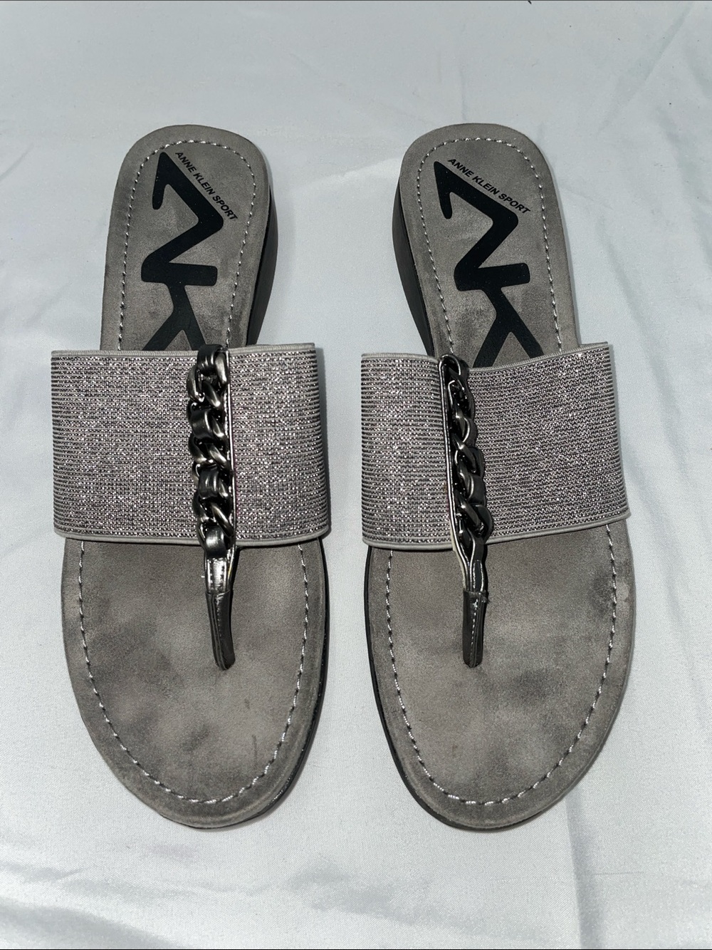 ANNE KLEIN SPORT PEWTER TONED METALLIC THONG SANDALS FTL-07-225
